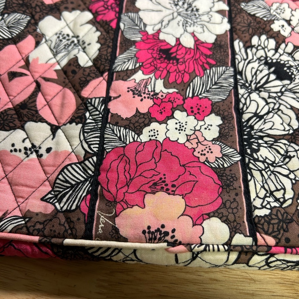 Pink Vera Bradley Laptop Case - Picture 4 of 5